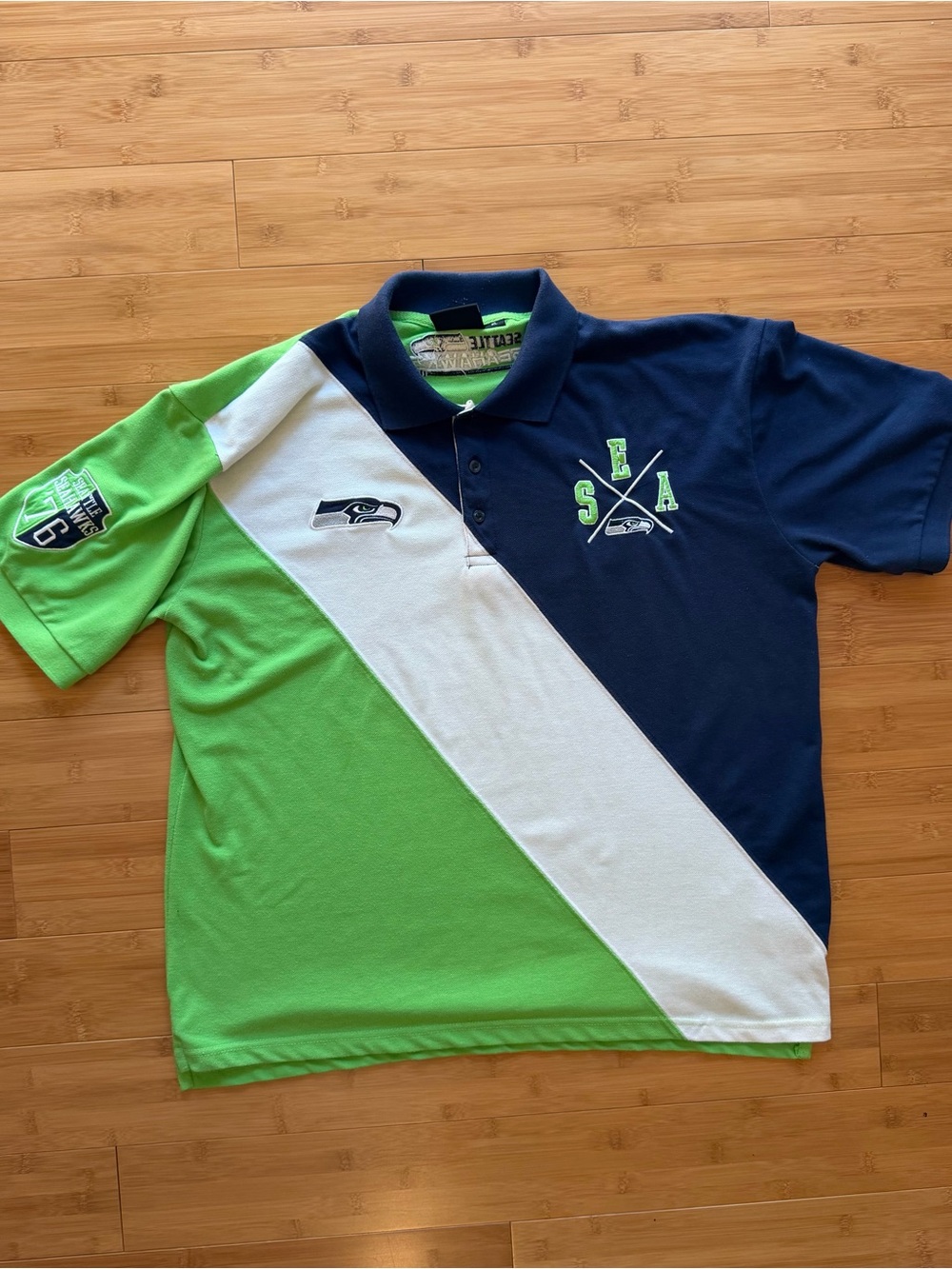 Seattle Seahawks NFL Team Apparel Polo Men’s XL Vintage Retro